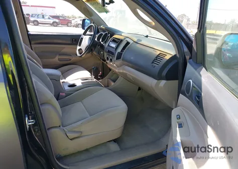 2006 Toyota Tacoma Prerunner V6 из США, поврежденный, VIN 5TEKU72N06Z222433